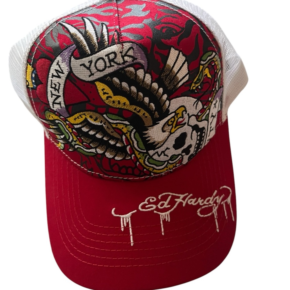 ED HARDY NYC EAGLE TRUCKER HAT